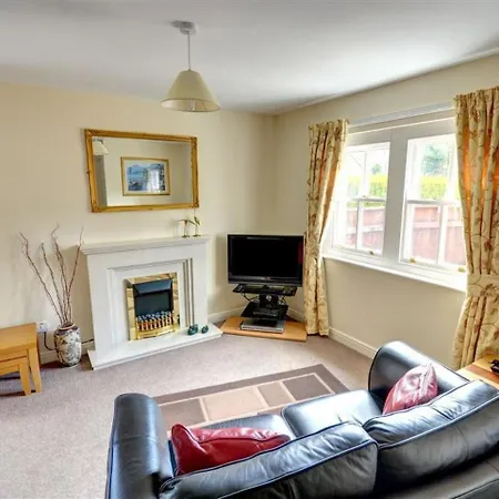 Holiday Keepers * Egton